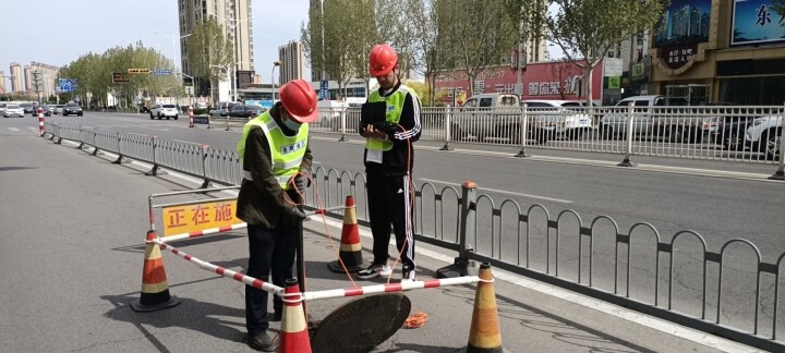 德州市政引进全地形机器人给管道“看病”！精准查找管道的问题点位