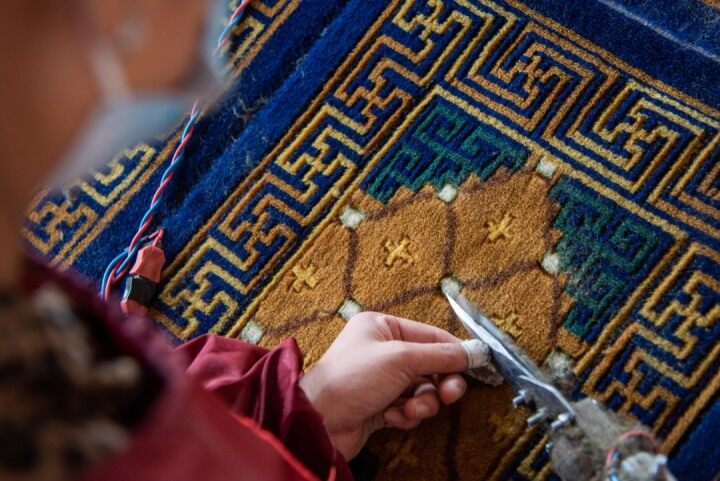 德州手造｜武城传统手工打结地毯：十一道工序细做软黄金