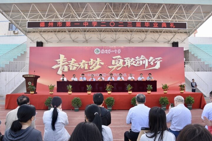 8298a45b-f8fe-4daa-adf6-bb98f7696bd3.jpg