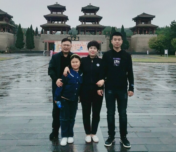 sdddb-c3185fa38a55a-16db81d63bbb4-ed-e.jpg