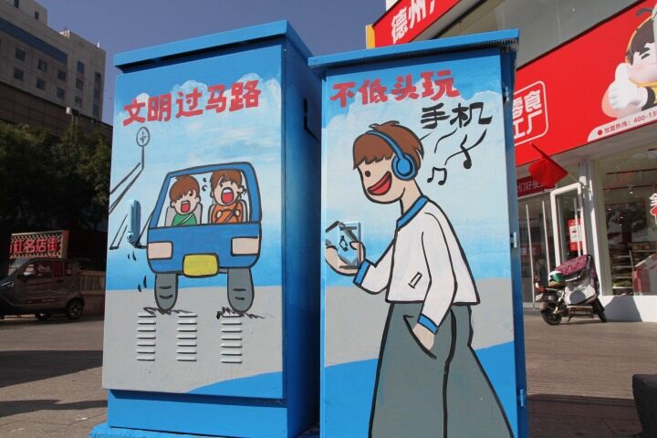 30db9585-ePCb-49e7-914a-19c151f54e2a.jpg