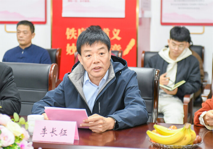 2b635e00-dbcc-4178-ac53-569b428bac63.jpg