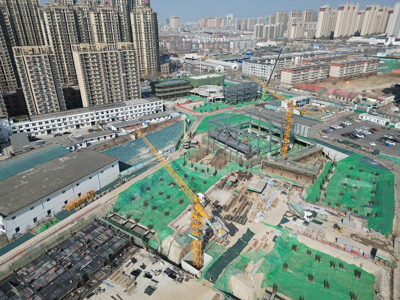 新河路小学及附属幼儿园新建项目正在如火如荼的建设中.jpg